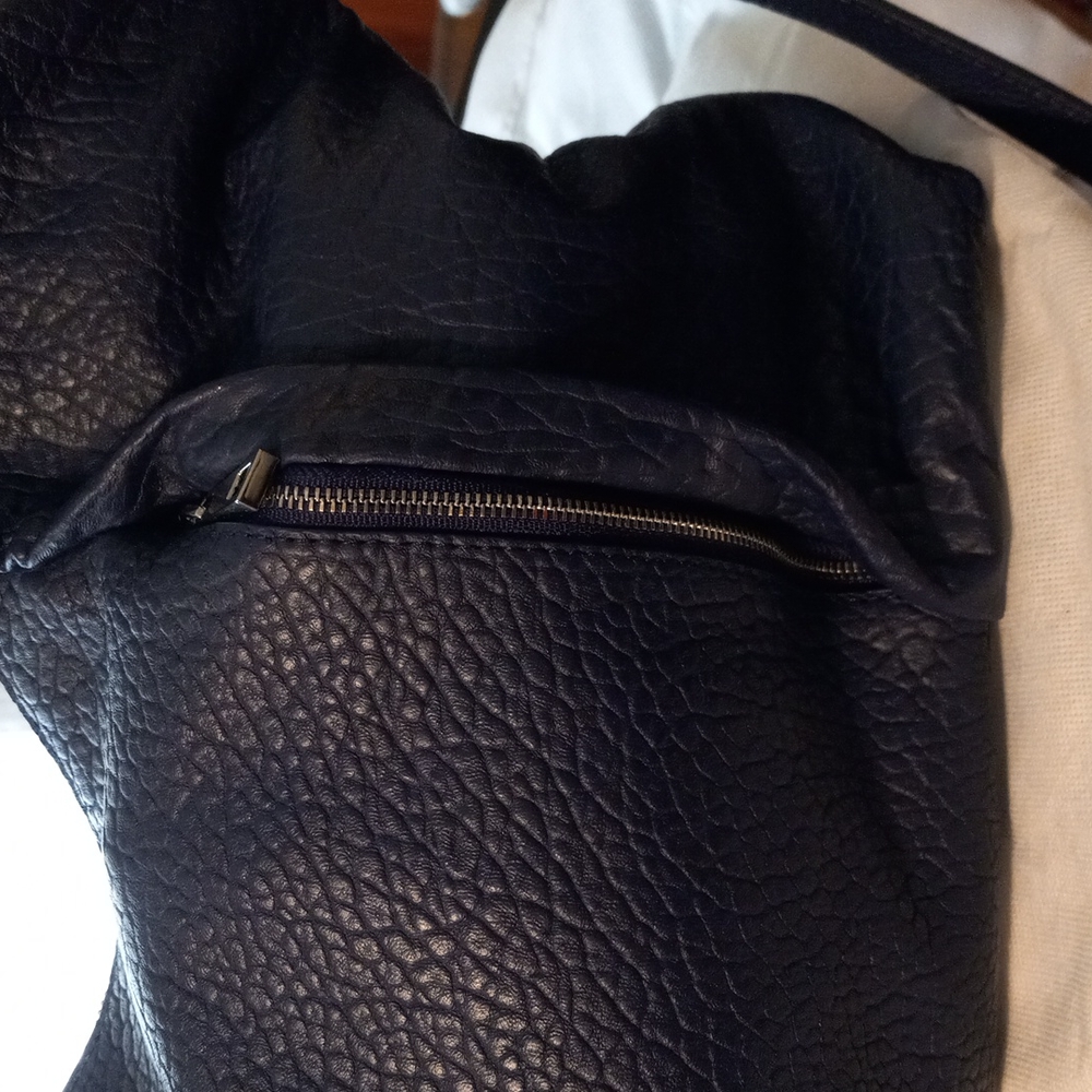 Handbag - Picture 5 of 14